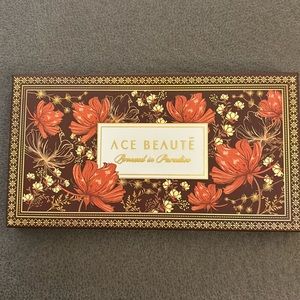 Ace Beaute powder bronzer palette